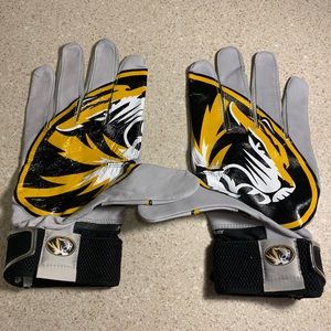 Missouri Tigers Nike MVP Elite Huperfuse Batting Gloves Size XXL